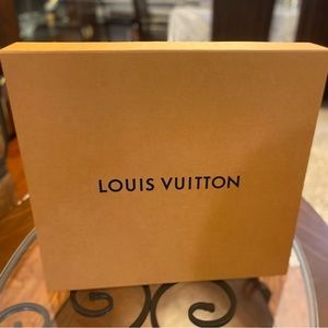 Authentic Louis Vuitton Large Box Magnetic